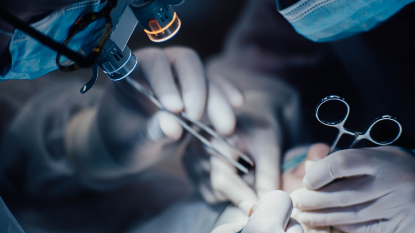 Milton Seigi Hayashi analisa como a cirurgia reconstrutiva influencia a qualidade de vida.