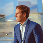 Desenvolva sua mentalidade empreendedora com insights de Ian dos Anjos Cunha para construir visão de longo prazo nos negócios.